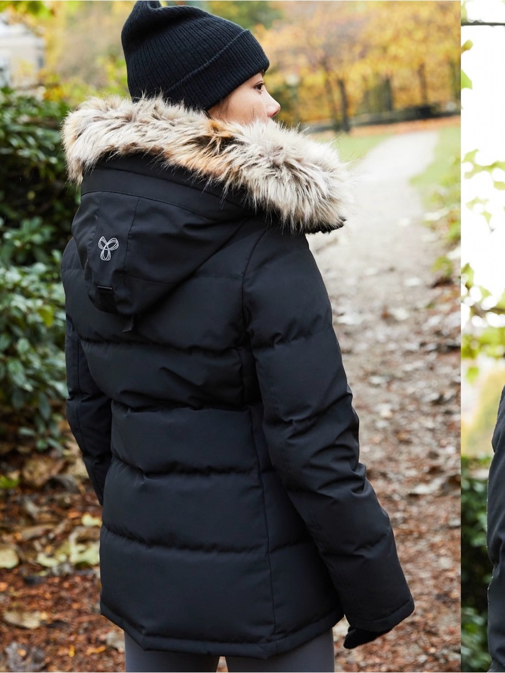 Aritzia Powder Parka Coat size XS